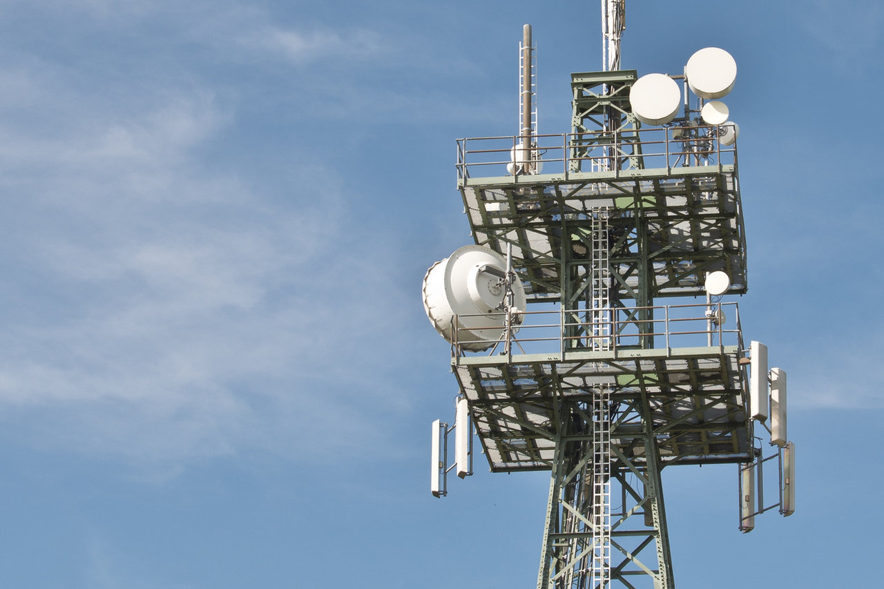 Antennes et équipements d’un réseau de télécommunication.